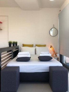 360° Window-view Suite